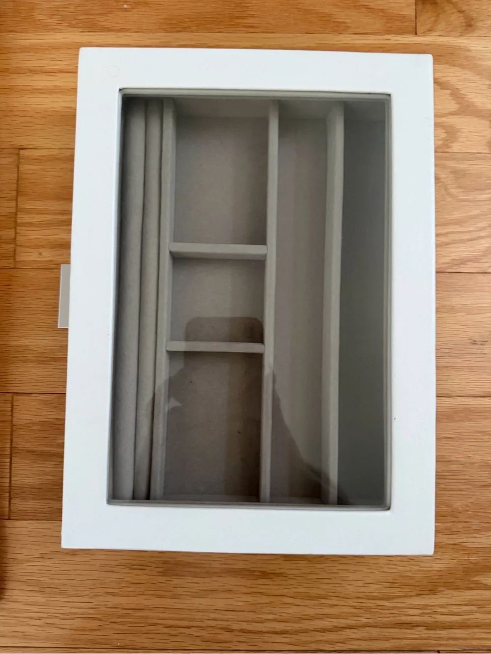 Saint Ivvv Jewelry Organizer Box in White with Gray Interior